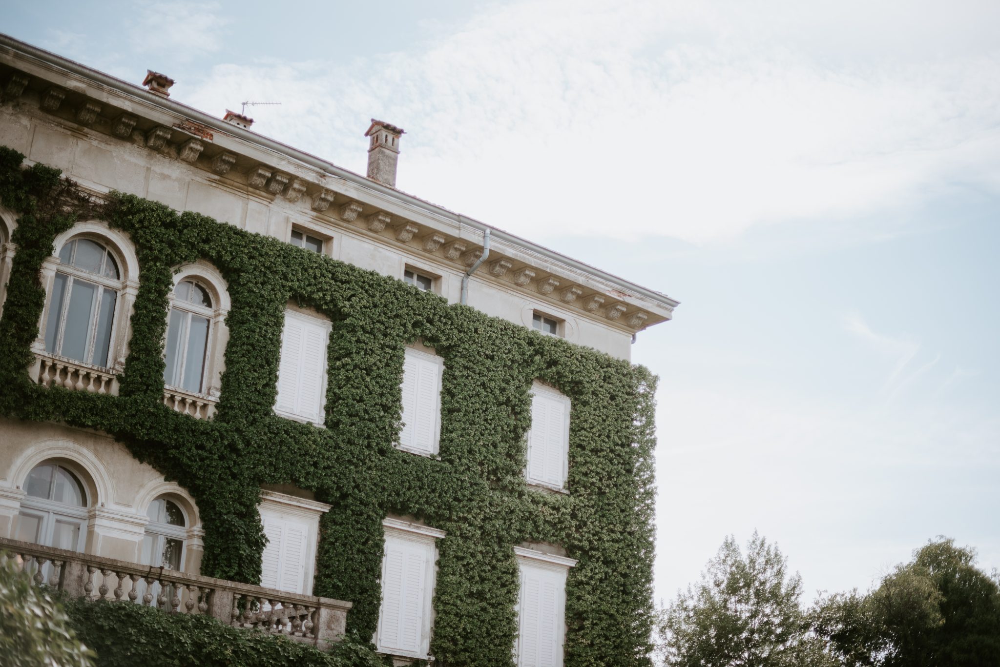 dettagli villa locatelli